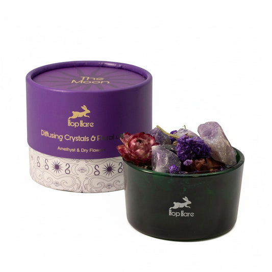 Givva Gifts Hop Hare The Moon amethyst crystal and dried flower fragrance diffuser set in a dark green glass bowl.